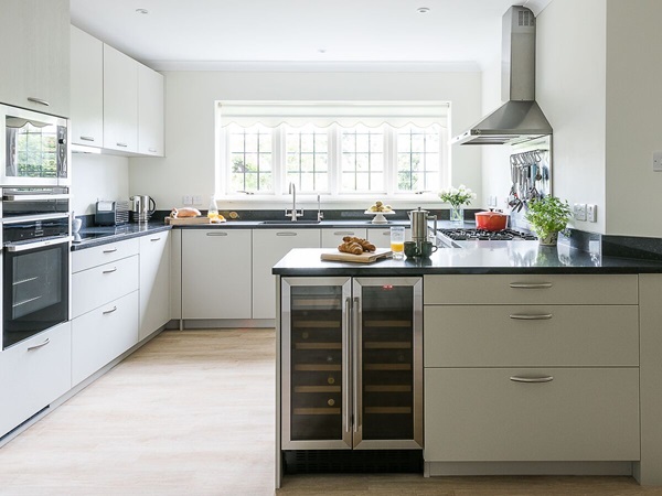 Kitchen Showroom Dorking - SCHMIDT: fitted kitchen, wardrobe, bathroom ...