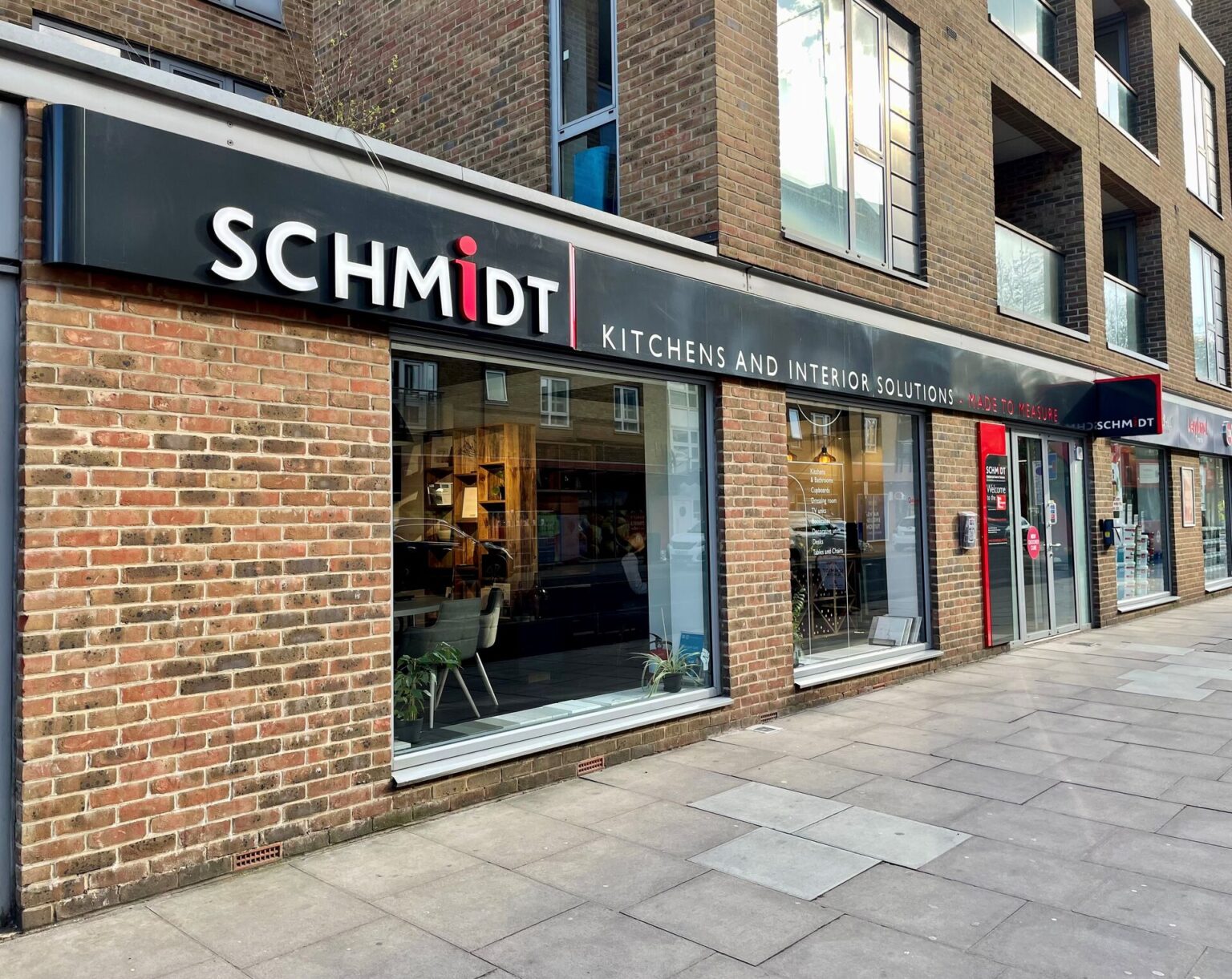 Kitchen showroom London | Find your kitchen fitter Schmidt in London