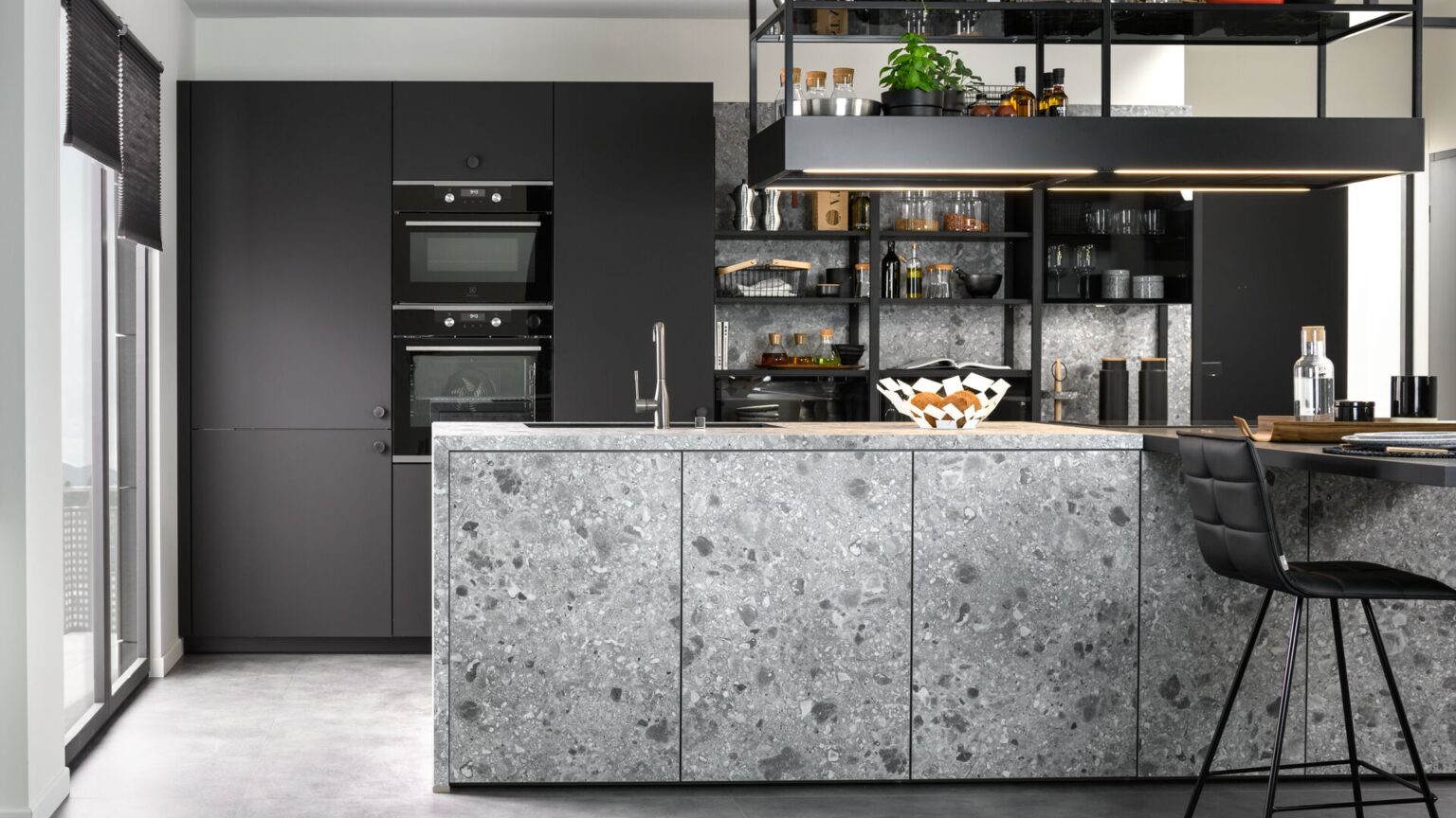 Contemporary open kitchen - ceramic worktops | SCHMIDT